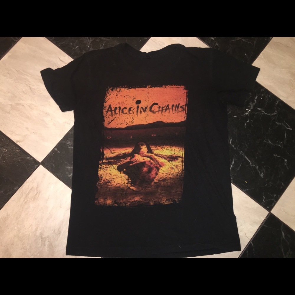 Alice in Chains Band Tee